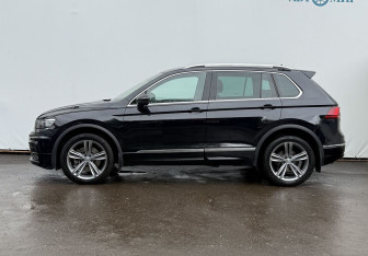 Подержанный автомобиль Volkswagen Tiguan 2019 года (8 фото)