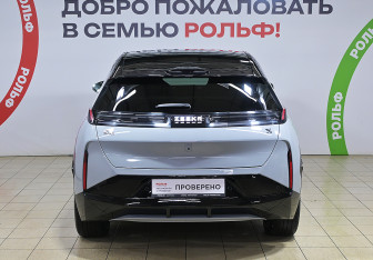 Подержанный автомобиль Zeekr X 2023 года (5 фото)