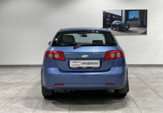 Подержанный автомобиль Chevrolet Lacetti Hatchback 2006 года (6 фото)