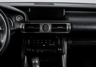 Подержанный автомобиль Lexus IS Sedan 2013 года (13 фото)