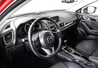 Подержанный автомобиль Mazda 3 Sedan 2014 года (9 фото)
