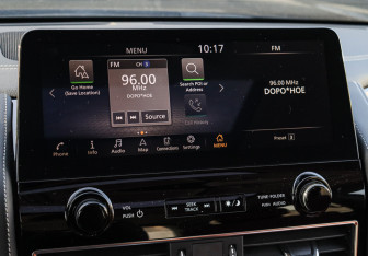 Подержанный автомобиль Nissan Patrol 2022 года (28 фото)