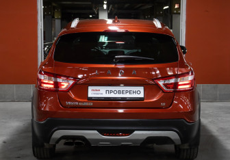 Подержанный автомобиль LADA (ВАЗ) Vesta Wagon 2018 года (6 фото)