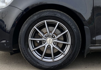 Подержанный автомобиль Volkswagen Golf Plus 2012 года (9 фото)