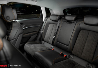 Новый Audi e-tron 2023 (12 фото)