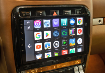 Подержанный автомобиль Porsche Cayenne 2006 года (21 фото)