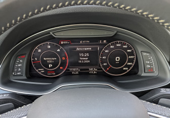 Подержанный автомобиль Audi Q7 2019 года (13 фото)
