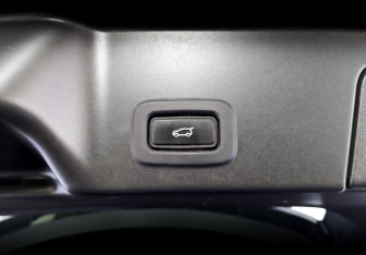 Подержанный автомобиль Land Rover Range Rover Evoque 2019 года (27 фото)