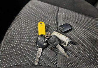 Подержанный автомобиль Chevrolet Aveo Sedan 2007 года (14 фото)