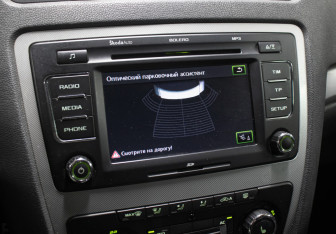 Подержанный автомобиль Skoda Octavia Liftback 2013 года (20 фото)