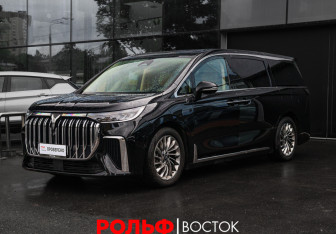 Подержанный автомобиль Voyah Dream 2025 года (1 фото)
