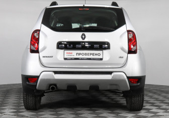 Подержанный автомобиль Renault Duster 2019 года (6 фото)