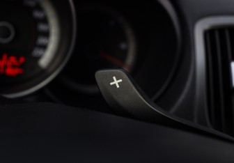 Подержанный автомобиль Kia Cerato Coupe 2011 года (17 фото)