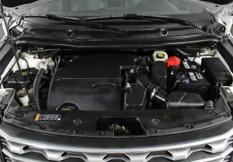 Подержанный автомобиль Ford Explorer 2016 года (5 фото)