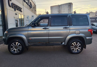 Подержанный автомобиль УАЗ Patriot 2016 года (8 фото)