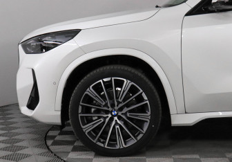 Новый BMW X1 2026 (8 фото)