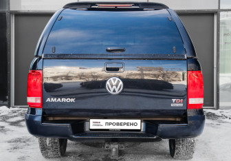 Подержанный автомобиль Volkswagen Amarok 2013 года (6 фото)