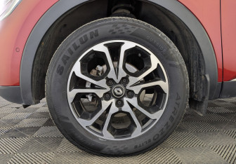 Подержанный автомобиль Renault Arkana 2019 года (12 фото)