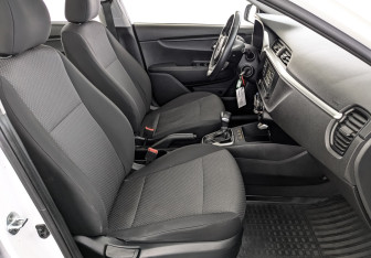 Подержанный автомобиль Kia Rio Sedan 2021 года (24 фото)