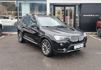 Подержанный автомобиль BMW X3 2016 года (3 фото)