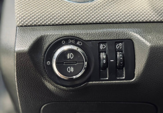 Подержанный автомобиль Chevrolet Cruze Sedan 2013 года (11 фото)