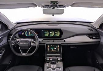 Подержанный автомобиль BAIC X7 2024 года (14 фото)