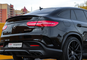 Подержанный автомобиль Mercedes-Benz GLE AMG 2017 года (15 фото)