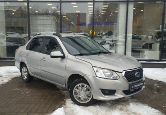 Подержанный автомобиль Datsun on-DO 2014 года (3 фото)