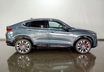 Подержанный автомобиль Geely Tugella 2023 года (7 фото)