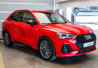 Подержанный автомобиль Audi Q3 2019 года (3 фото)