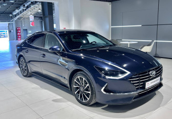 Подержанный автомобиль Hyundai Sonata 2020 года (3 фото)