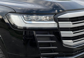 Подержанный автомобиль Toyota Land Cruiser Suv 2024 года (29 фото)