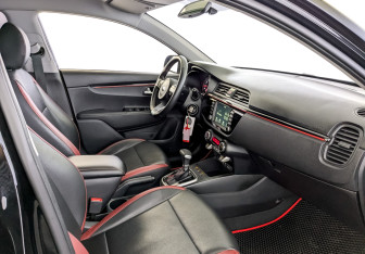 Подержанный автомобиль Kia Rio Sedan 2020 года (11 фото)