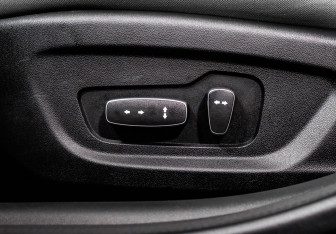 Подержанный автомобиль Changan Lamore 2024 года (15 фото)