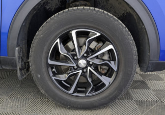 Подержанный автомобиль Haval F7 2019 года (12 фото)