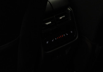 Подержанный автомобиль Chery Tiggo 9 2024 года (25 фото)