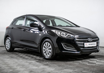 Подержанный автомобиль Hyundai i30 Hatchback 2015 года (3 фото)