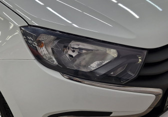 Подержанный автомобиль LADA (ВАЗ) Granta Sedan 2023 года (18 фото)