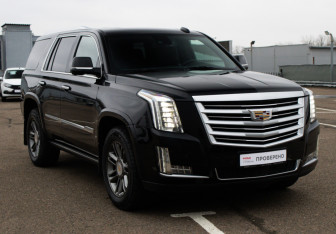 Подержанный автомобиль Cadillac Escalade Suv 2016 года (3 фото)
