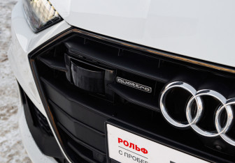 Подержанный автомобиль Audi A7 2018 года (33 фото)