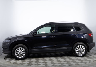 Подержанный автомобиль Skoda Karoq 2020 года (8 фото)