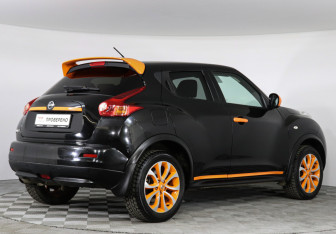 Подержанный автомобиль Nissan Juke 2013 года (4 фото)