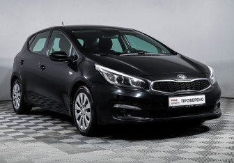 Подержанный автомобиль Kia Ceed Hatchback 2016 года (3 фото)