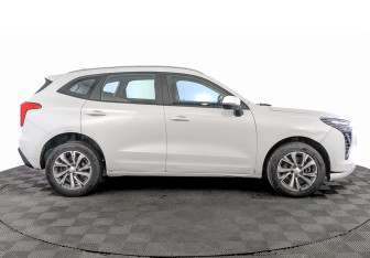 Подержанный автомобиль Haval Jolion 2023 года (4 фото)