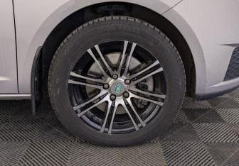 Подержанный автомобиль SEAT Ibiza Wagon 2011 года (12 фото)