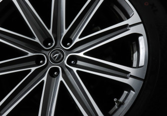 Подержанный автомобиль Changan UNI-K 2023 года (28 фото)