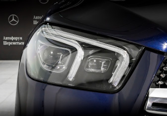 Подержанный автомобиль Mercedes-Benz GLE 2021 года (17 фото)