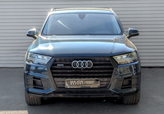 Подержанный автомобиль Audi Q7 2019 года (2 фото)