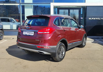 Подержанный автомобиль Chery Tiggo 5 2017 года (5 фото)