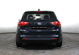 Подержанный автомобиль Kia Ceed Wagon 2017 года (6 фото)